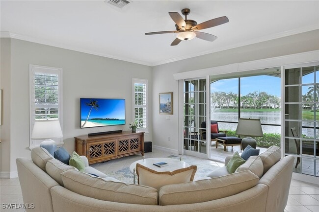 Foto del edificio - 5012 Maxwell Cir
