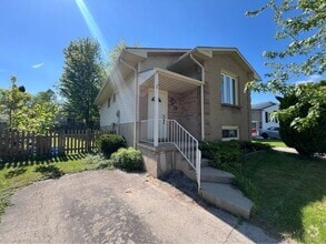 Building Photo - 75 Constable Ct