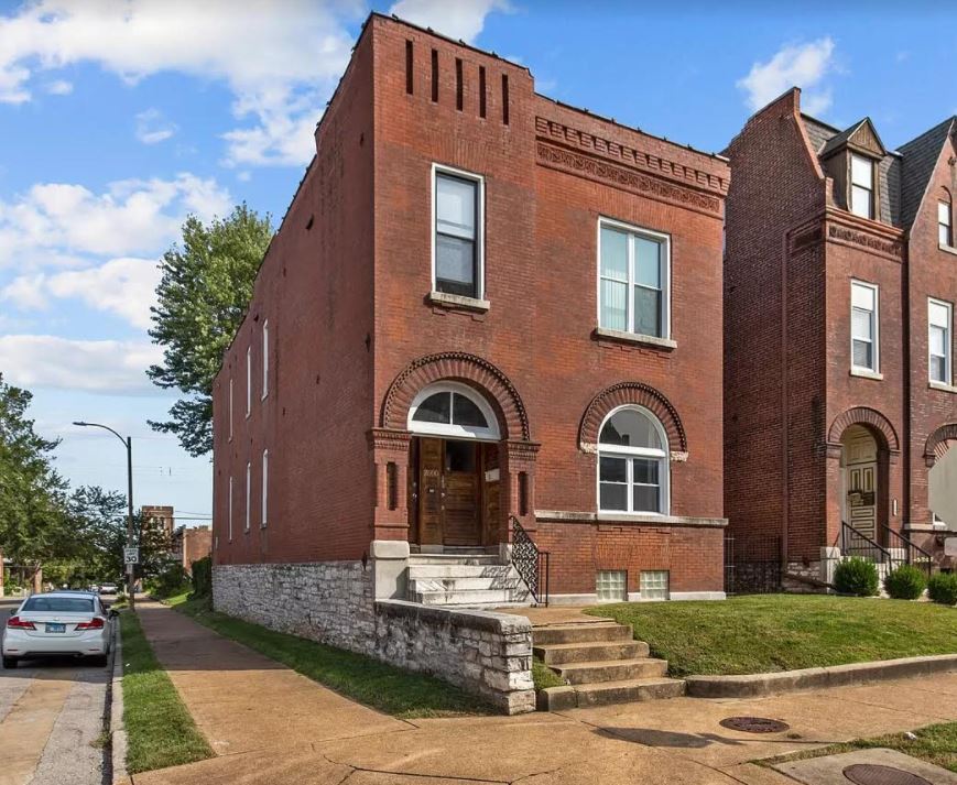 Foto principal - 2600 S Compton Ave