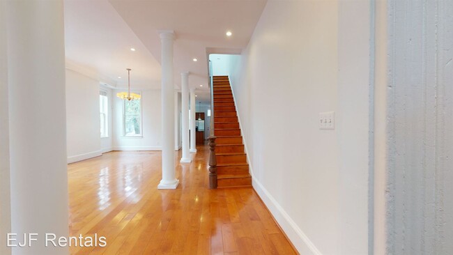 Building Photo - 3 br, 2.5 bath House - 1710 9th Street NW