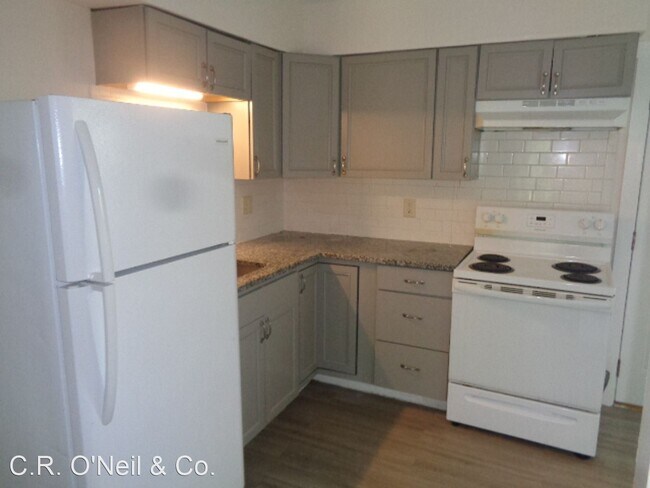 Building Photo - 2 br, 1 bath House - 2218 Laurelwood Drive