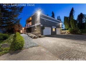Building Photo - 2071 Sandstone Dr