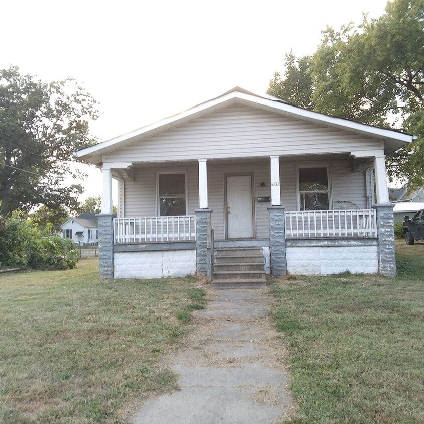 Foto principal - New Listing! Now Available! - $790 Month /...
