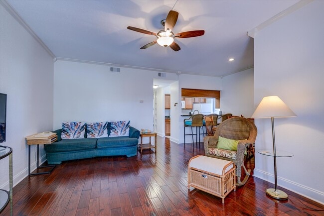 Building Photo - 4001 E NASA Pkwy