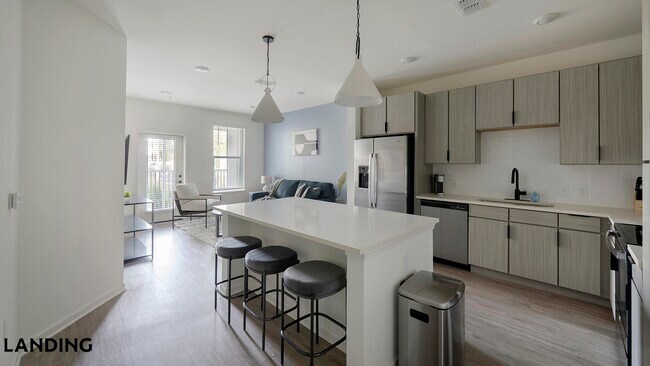 Building Photo - 13450 Perdido Key Dr