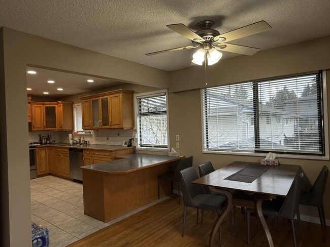 Photo du bâtiment - 732 Mars St