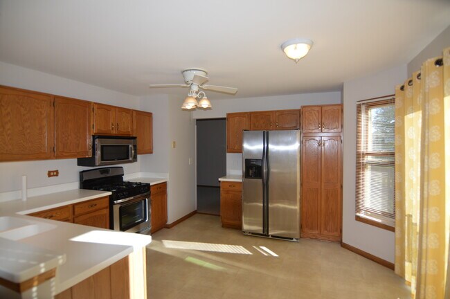 Building Photo - 519 Indian Ridge Trail