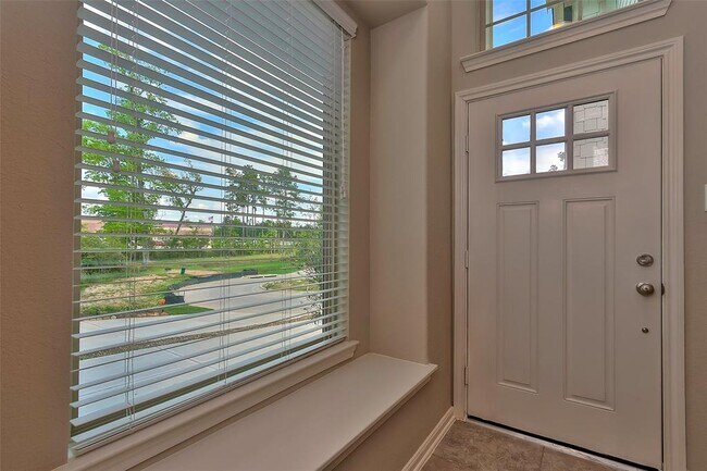 Foto del edificio - 163 Axlewood Ct