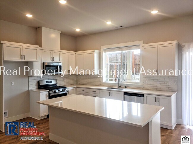 Foto del edificio - 16870 SW Rockhampton Ln
