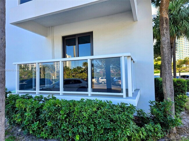 Foto del edificio - 20505 E Country Club Dr