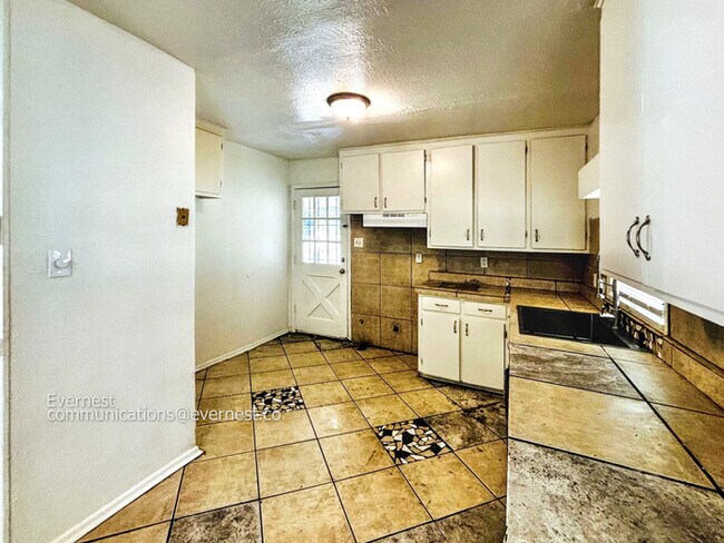 Building Photo - Charming 3-Bed, 1-Bath Home in Jackson, MS...