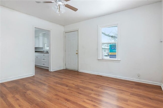 Foto del edificio - Nice Two Bedroom Home Located Near Lynhurs...