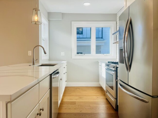 Foto del edificio - 19 Plymouth St