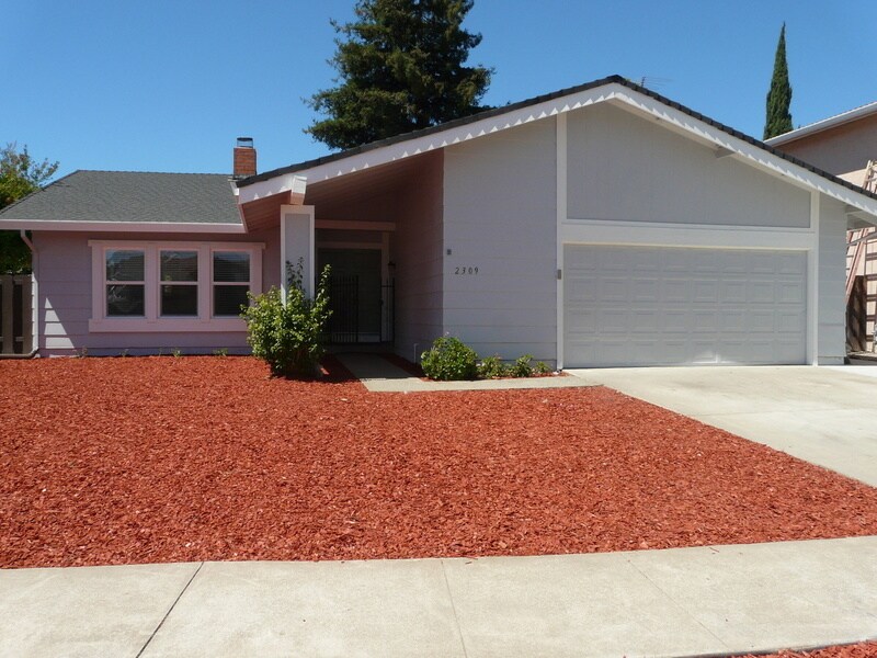 Primary Photo - 2309 Oak Flat Rd