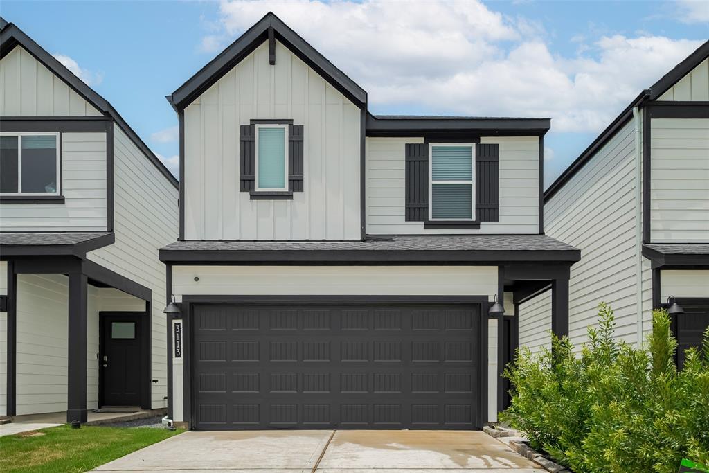 Primary Photo - 3113 Crown Gate Dr