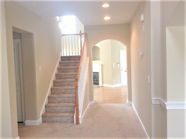 Building Photo - 7926 Cottsbrooke Drive