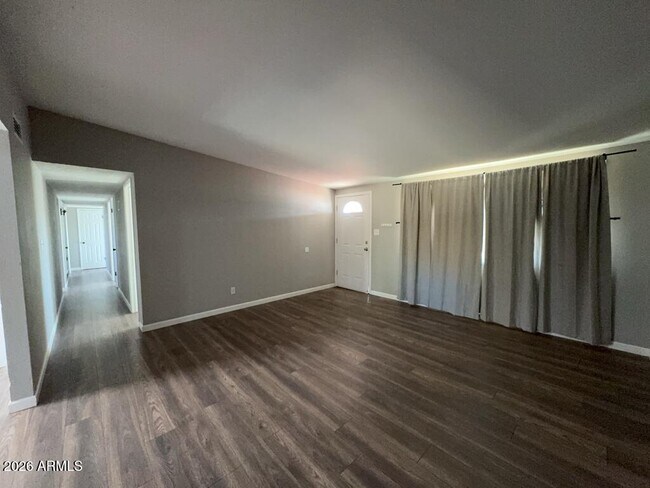 Foto del edificio - 1397 Andrea Dr