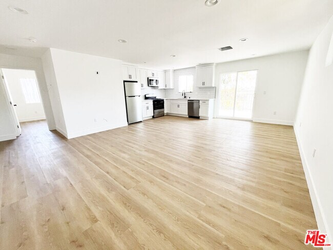 Foto del edificio - 4192 Marlton Ave