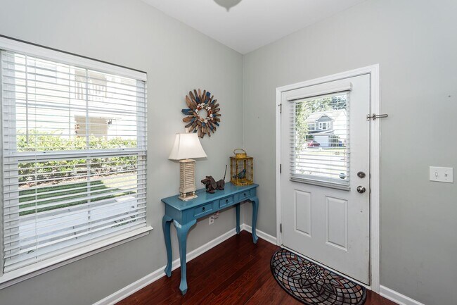 Foto del edificio - 4 Bedroom, 2.5 Bathroom Home in Brownswood...