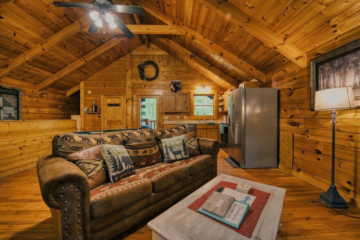 Foto principal - 1833 Laurel Valley Way