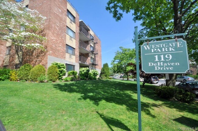 Foto del edificio - 119 Dehaven Dr