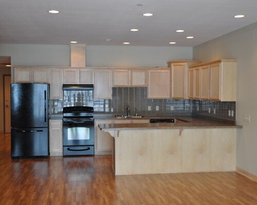 Cocina - 200 Belgrade Ave