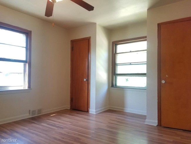 Building Photo - 4701A W Custer Ave