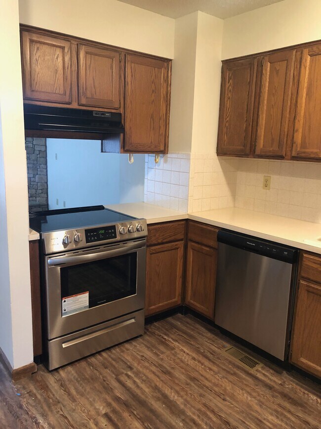 Cocina - 8713 W Thurman St