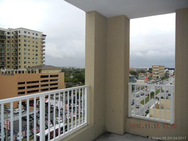 Building Photo - 117 NW 42nd Ave