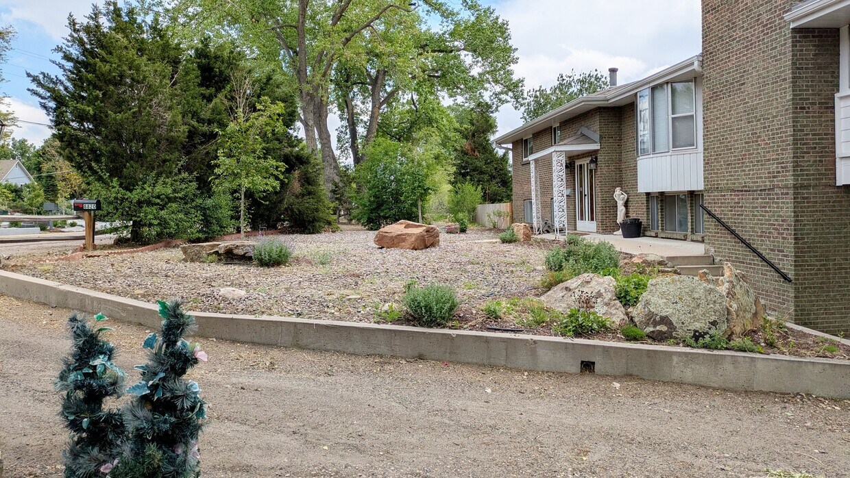 Foto principal - 8820 W 32nd Ave
