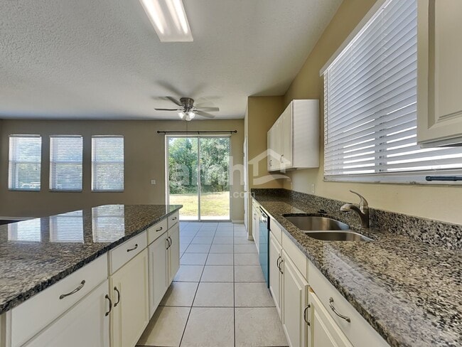 Foto del edificio - 16809 Hawkglen Pl