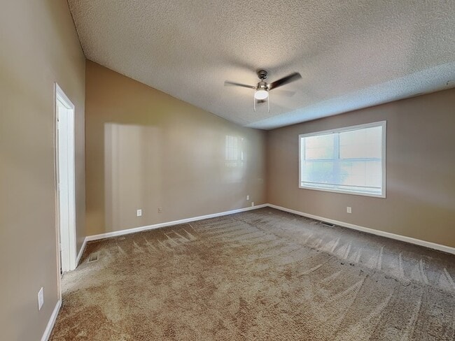 Building Photo - 6613 Cool Water Ct