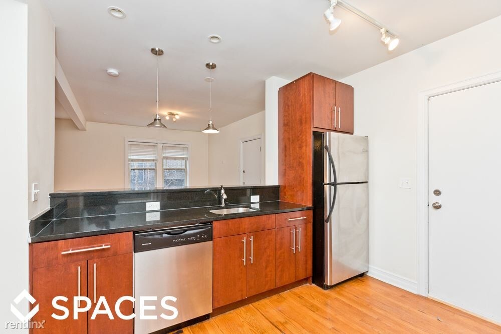 Foto principal - 3808 N Sheffield Ave