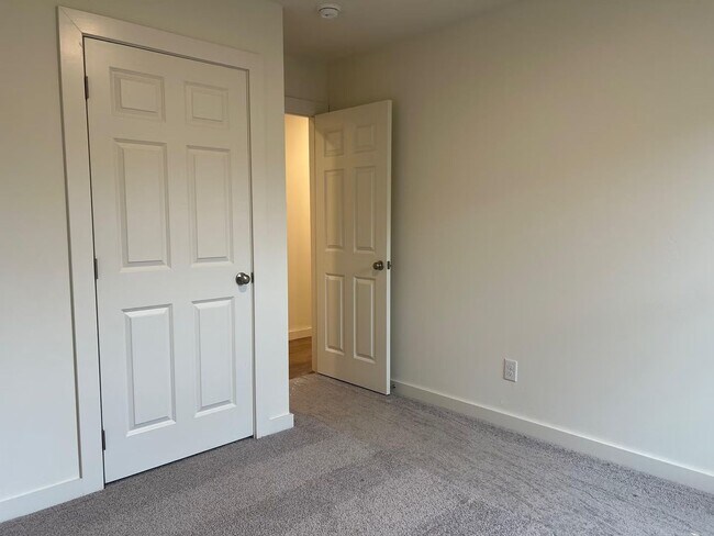 Foto del edificio - 1732 SE 20th St