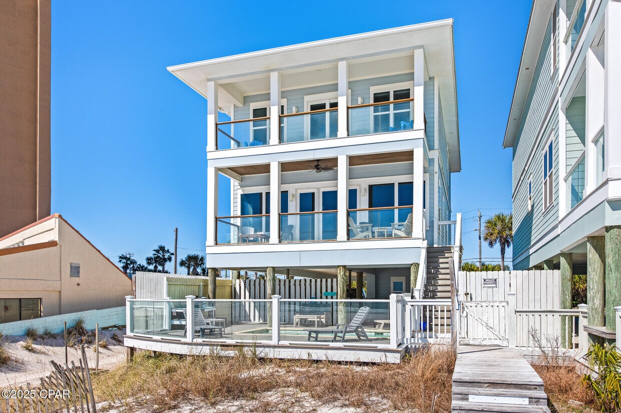 Primary Photo - 17495 Front Beach Rd