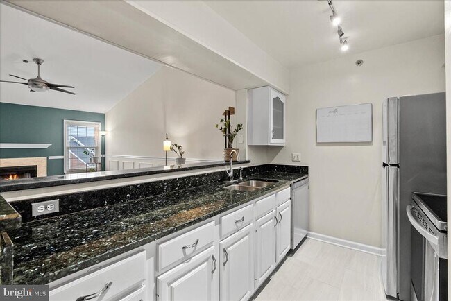 Building Photo - 3311 Wyndham Cir