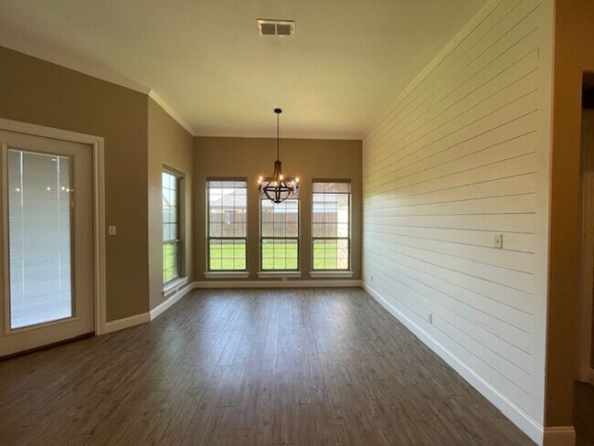 Foto del edificio - 3341 Double Eagle Ln