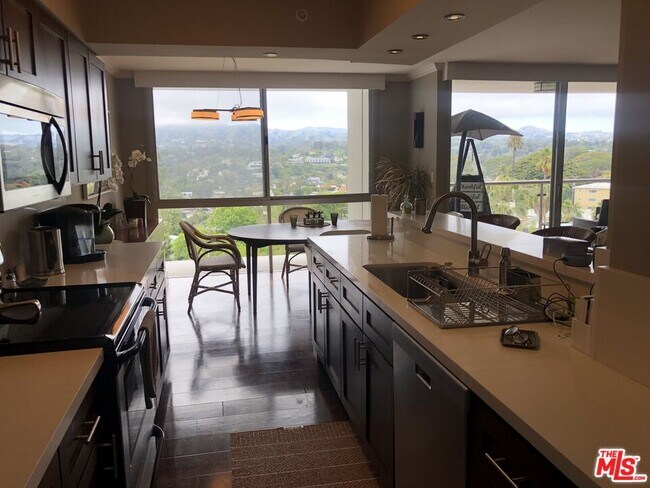 Foto del edificio - 201 Ocean Ave Ext