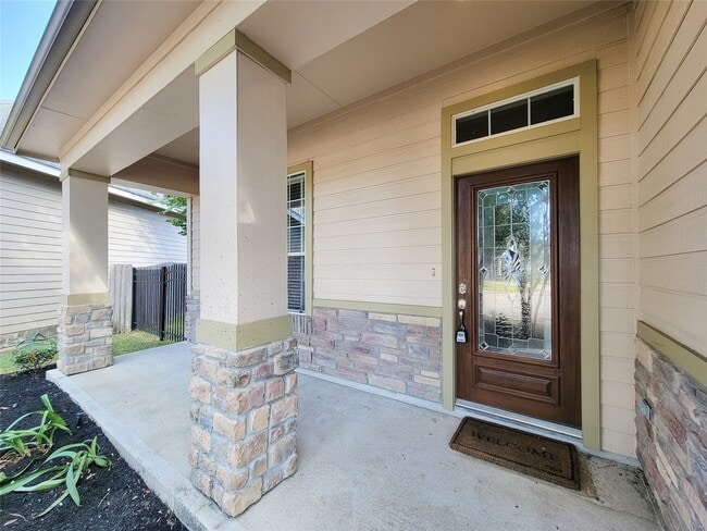 Building Photo - 14322 Darmera Ct