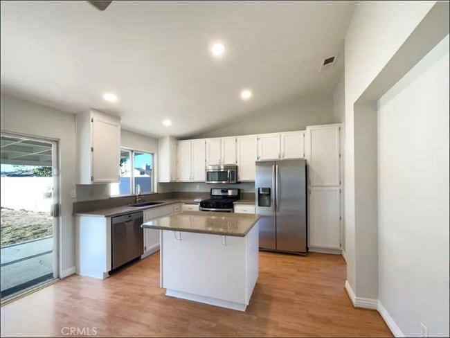 Building Photo - 25704 Pelion Rd