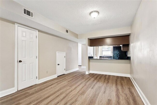 Foto del edificio - 23 Birdie Dr