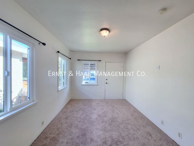 Building Photo - 3031 E 65th St