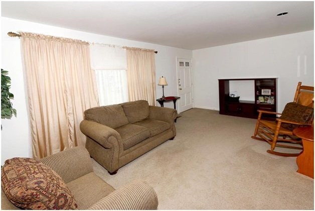 Building Photo - 4029 St Barbara Ln