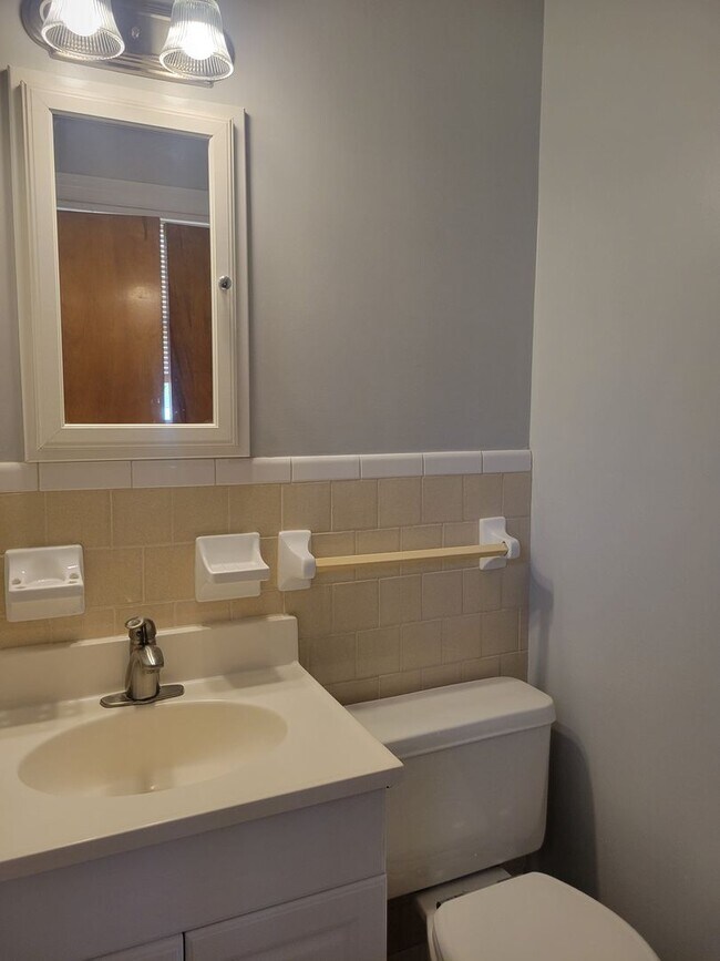 Foto del edificio - Cozy 3 Bedroom 1.5 bath