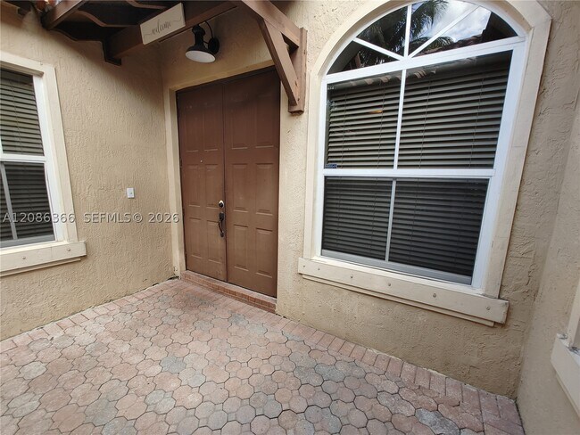 Building Photo - 15243 SW 28th Terrace