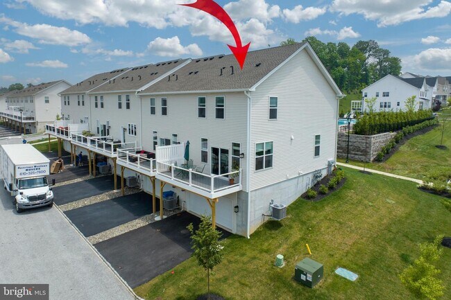 Foto del edificio - 812 Hoopes Ln