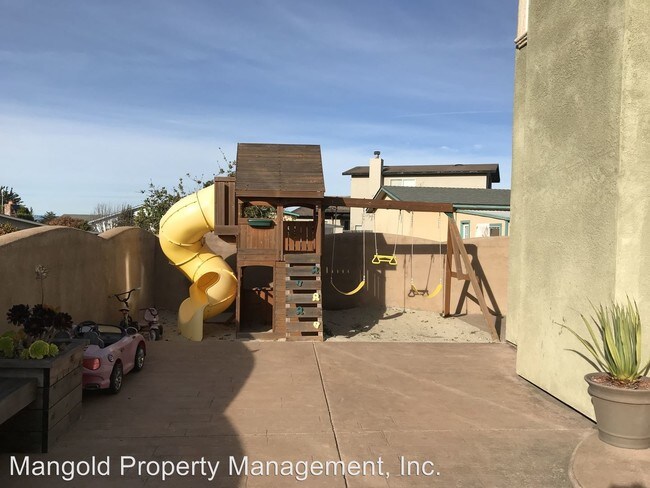 Foto del edificio - 7 br, 4 bath House - 482 Larson Court
