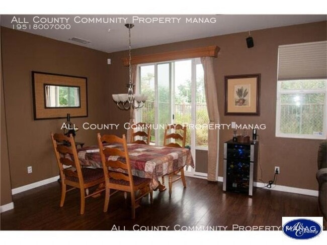 Building Photo - 31074 Strawberry Tree Ln