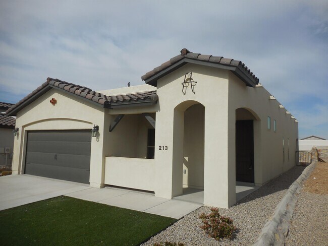 Building Photo - 213 Epsom Dr