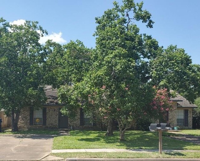 Foto del edificio - 612 Travis St